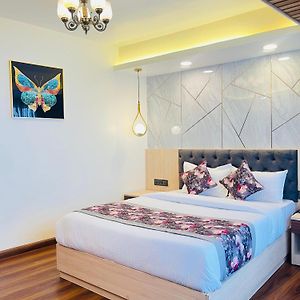 Double Room Mountain View