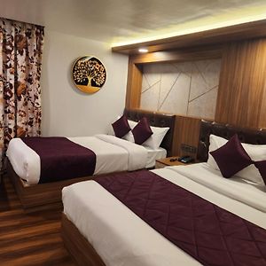 Deluxe Family Suite